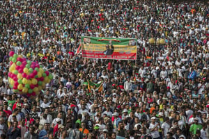 Des milliers de personnes réunies le 23 juin 2018 sur la place Meskel d’Addis Abeba pour soutenir le Premier ministre Abiy Ahmed. © Mulugeta Ayene/AP/SIPA