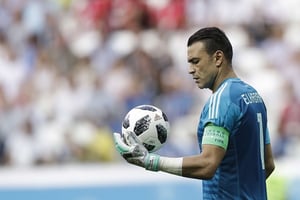 Essam El Hadary est devenu le joueur le plus âgé à disputer un match de Coupe du monde, à 45 ans et 4 mois, le 25 juin 2018 face à l’Arabie Saoudite. © Andrew Medichini/AP/SIPA