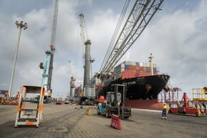 Le Port de Cotonou, en novembre 2017. © Jacques Torregano pour JA