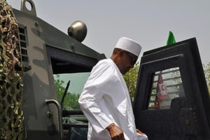 Le président du Nigeria Muhammadu Buhari arrive à Maiduguri le 6 juillet 2018 à l’occasion de la journée de l’armée. © Audu Marte/ AFP.