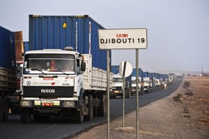 La Route nationale 1 qui relie le port de Djibouti et  Addis Abeba (Ethiopie) © Vincent Fournier/Jeune Afrique-R