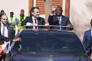 Le président Français, Emmanuel Macron et le président Sénégalais Macky Sall en février 2018 à Dakar. © Mamadou Diop/AP/SIPA