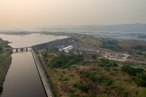 Le barrage Inga I en RDC © Gwenn Dubourthoumieu pour JA