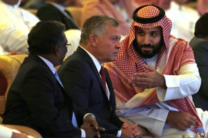 Le prince héritier Mohamed Ben Salman et le roi Abdallah II de Jordanie à l’ouverture du Future Investment Initiative de Riyad, mardi 23 octobre 2018. © Amr Nabil/AP/SIPA