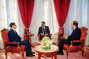 Le Roi Mohammed VI reçoit à Rabat le Chef du gouvernement et le ministre de la santé. © MAP