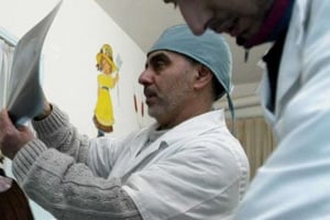 Un médecin de l’hôpital Al Hoceima photo d’illustration). © R. PERALES/AP/SIPA