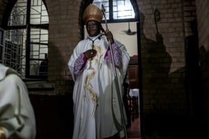 L’archevêque de Kinshasa Fridolin Ambongo à la cathédrale de Notre-Dame de Kinshasa le 24 décembre 2018. © MARCO LONGARI, AFP