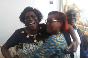 Simone Gbagbo, quelques minutes après l’annonce de l’acquittement de Laurent Gbagbo, à son domicile d’Abidjan. © Vincent Duhem pour JA