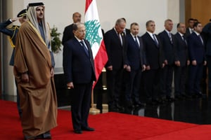 Le président libanais Michel Aoun recevant l’émir du Qatar, cheikh Tamim ben Hamad Al-Thani, dimanche 20 janvier à l’occasion du sommet économique de Beyrouth. © Hussein Malla/AP/SIPA