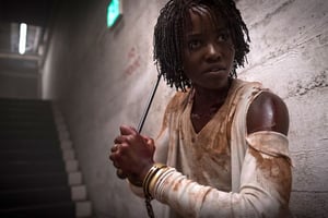 Lupita Nyong’o, dans une scène de « Us », de Jordan Peele. © DR / Universal Pictures