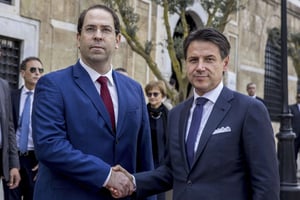 Le Premier ministre tunisien, Youssef Chahed, et son homologue italien, Giuseppe Conte, à Tunis, le 30 avril 2019. © Hassene Dridi/AP/SIPA