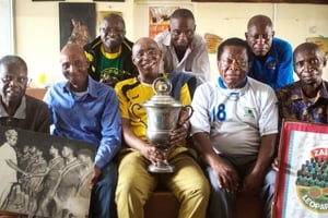 Les ex-footballeurs des Léopards vainqueurs de la CAN en 1968 et en 1974, ici à Kinshasa, le 17 septembre 2016 (image d’illustration). © Gwenn Dubourthoumieu pour JA