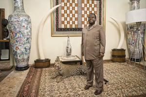 L’ex-président de la Côte d’Ivoire et actuel président du PDCI (Parti démocratique de la Côte d’Ivoire) Henri Konan Bédié à son domicile à Daoukro. © Sylvain Cherkaoui pour JA