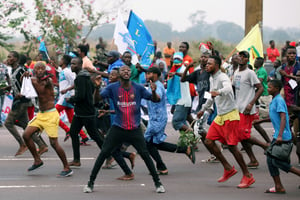 Des militants en liesse lors de l’arrivée de Jean-Pierre Bemba, à Kinshasa le 23 juin 2019. © REUTERS/Kenny Katombe