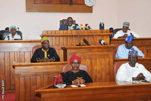 Louis Vlavonou, président de l’Assemblée nationale du Bénin, ici au perchoir le 2 juin dernier lors de l’installation, a officiellement été investi le 27 juin 2019. © DR / Assemblée nationale du Bénin