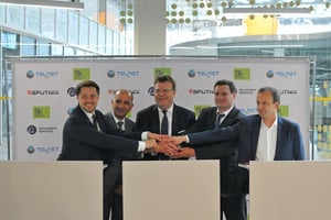 Signature du partenariat entre Telnet et les sociétés russes  Sputnix et GK Launch Services, le 24 juin 2019 à Moscou. © Telnet