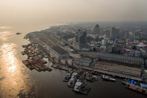 Le port de Kinshasa, capital de la République démocratique du Congo, vu du ciel, le 24 septembre 2016 © Gwenn Dubourthoumieu/2017.