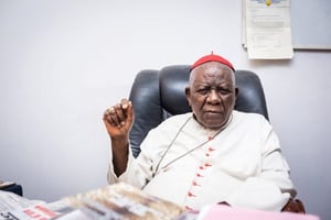 Le cardinal Christian Tumi, à Douala, au Cameroun, le 21 juin 2019. © Max MBAKOP TCHIKAPA pour JA