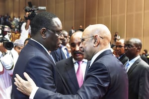 Le Sénégalais Macky Sall (à g.) avec les Mauritaniens Mohamed Ould Abdelaziz (au centre) et Mohamed Ould Ghazouani (à dr.), à Nouakchott, le 1er août. © Seyllou/AFP