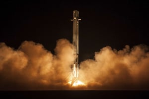 Le satellite Amos 17 sera lancé par une fusée Falcon de SpaceX. © SpaceX/AP/SIPA/2018