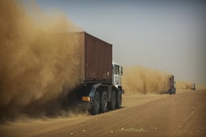 Un convoi logistique de la Minusma sur la route de Gao, en février 2017 (archives/illustration). © CC/ Flickr/ UN Photo/Sylvain Liechti