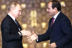 Vladimir Poutine et Abdel Fattah al-Sissi, au Caire, en décembre 2017. © Alexander Zemlianichenko/AP/SIPA