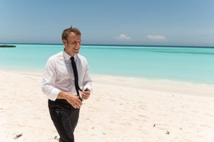 Emmanuel Macron en visite sur les îles Glorieuses, le 23 octobre © Jacques Witt/SIPA