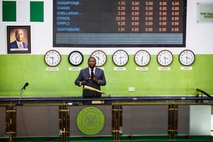 Clôture du Nigerian Stock Exchange (NSE), à Lagos, en avril 2019. © Ruth McDowell/Bloomberg via Getty Images