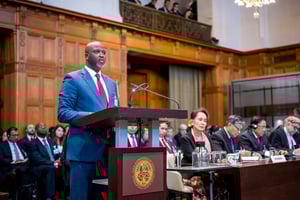 Le ministre de la justice gambien Abubacarr Tambadou à La Haye, devant la Cour internationale de justice, en décembre 2019. © DR – Cour internationale de justice