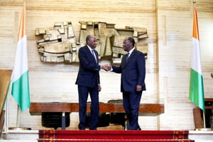 Alassane Ouattara, Président de la République de Côte d’Ivoire en compagnie d’Amadou Gon Coulibaly. © Thierry Gouegnon/REUTERS