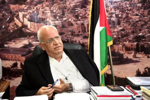 Dans son bureau, 
à Ramallah, 
le 26 décembre 2019. © Hovsep NALBANDIAN pour JA