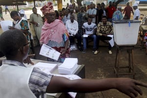 Une électrice guinéenne lors de la présidentielle guinéenne, en octobre 2015 (Illustration). © REUTERS/Luc Gnago