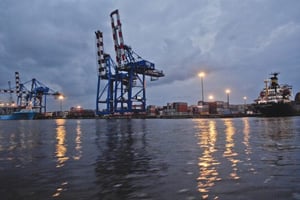 Le consortium Bolloré-APMT va investir 400 millions de dollars dans le terminal à conteneurs du port ivoirien. © Vincent Fournier/JA