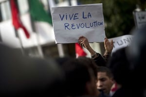 Lors d’un rassemblement à Tunis, en janvier 2011, après la chute de Ben Ali. (archives). © Thibault Camus/AP/SIPA