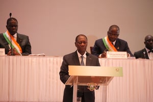 Le président Alassane Ouattara devant le Parlement réuni en Congrès, le 5 mars 2020, à Yamoussoukro © Présidence de Côte d’Ivoire