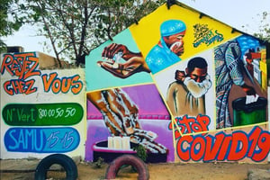 Docta et Sangue, œuvre du collectif Doxandem Squad dans le quartier HLM, à Dakar. © Doxandem Squad