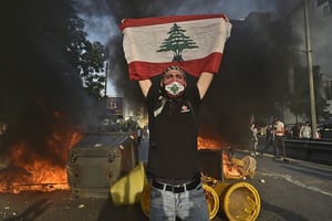 Mouvement de protestation à Beyrouth, au Liban, le 6 juin 2020. © Hussam Chbaro/Anadolu Agency/AFP