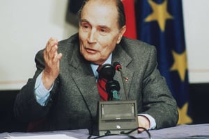 L’ancien président François Mitterand en décembre 1991. © AP/Sipa