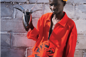 L’œuvre du sculpteur sénégalais Ndary Lo fait l’objet d’une exposition, « Trans-fer », à la Fondation Blachère (Apt, France) jusqu’en septembre 2020. © Ndary Lo
Francine Vormese-Matarasso