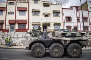Au Maroc, l’État souhaite développer localement une industrie militaire. © FADEL SENNA/AFP
