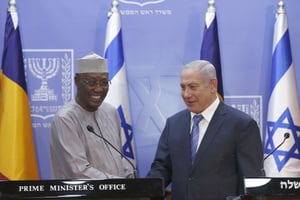 Le Premier ministre israélien Benjamin Netanyahu et le président tchadien Idriss Déby Itno, en novembre 2018, à Jérusalem. © Ronen Zvulum/AP/SIPA