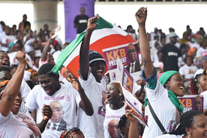 Des partisans du candidat à la présidentielle ivoirienne Kouadio Konan Bertin le 4 octobre 2020 à Abidjan. © SIA KAMBOU/AFP