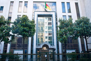 L’ambassade du Cameroun, rue d’Auteuil, à Paris. © Vincent Fournier /JA