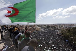 Manifestation à Bordj Bou Arreridj, à l’est d’Alger, le vendredi 26 avril 2019. © AP Photo/Toufik Doudou