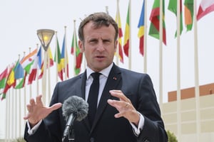 Le président français Emmanuel Macron, lors du sommet du G5 Sahel à Nouakchott, en Mauritanie, le 30 juin 2020. © Ludovic Marin/AP/SIPA