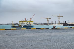 Le port de Nouakchott, avant le début des travaux. © Lee Gottemi pour JA