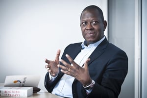 L’économiste Kako Nubukpo avait été le ministre de la Prospective et de l’Évaluation des politiques publiques du Togo. Kako Nubukpo (Togo),docteur en economie, ancien ministre des finances du Togo, limoge en 2017 du fait de ses positions en faveur de l’abandon du franc CFA en Afrique de l’Ouest. A Paris le 26.11.209. 
© Vincent FOURNIER/JA
