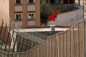 La clôture frontalière séparant le Maroc de l’enclave espagnole de Melilla, en Espagne. © Pablo Blazquez Dominguez/Getty Images
