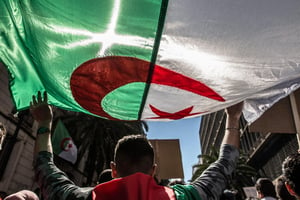 Manifestation du Hirak à Alger, le 15 mars 2019. © Sadak Souici / Le Pictorium/MAXPPP