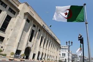 Le siège de l’Assemblée populaire nationale (APN) à Alger, le 26 mai 2012. © MOHAMED MESSARA/EPA/MAXPPP